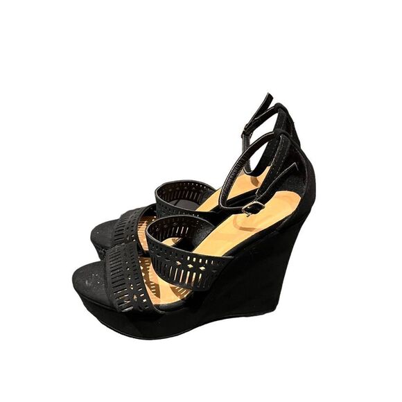 3 for $30!‎ Charlotte Russe black platform wedges - Picture 4 of 6